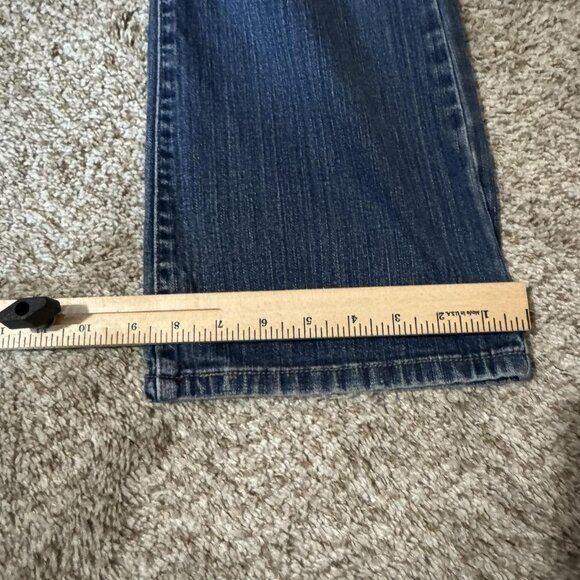 Levis 515 Boot Cut Jeans Womens 8 Medium Blue Stretch Denim Mid Rise Casual - Picture 2 of 10